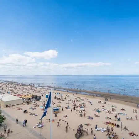 Family Getaway By The Sea